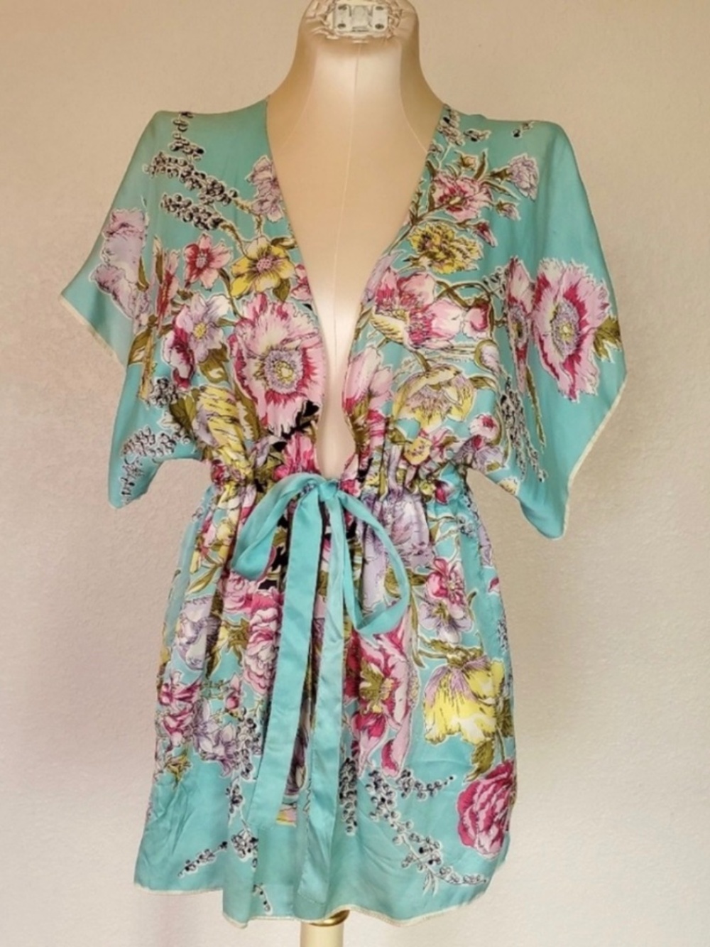 100% Silk Kimono Style Top - Cabi
